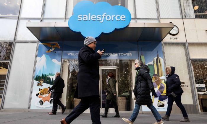 Adobe, Microsoft to Take on Salesforce’s Marketing Software, With LinkedIn as a Weapon