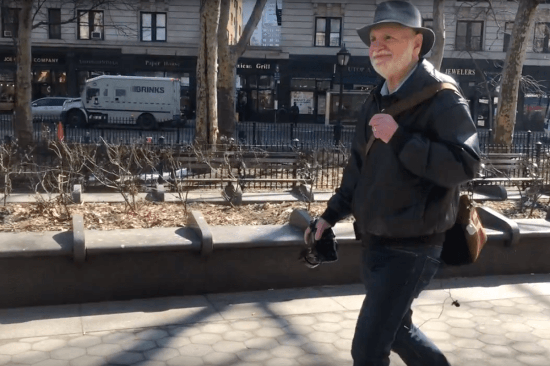 Aging in the City, Captured Through a Lens