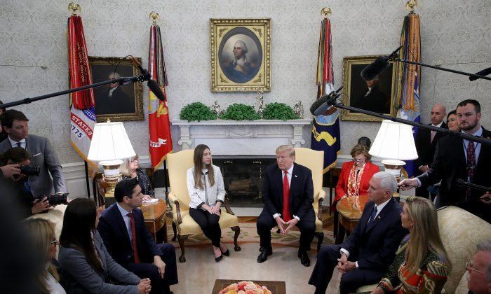 Juan Guaido’s Wife Fabiana Rosales Meets With Donald Trump