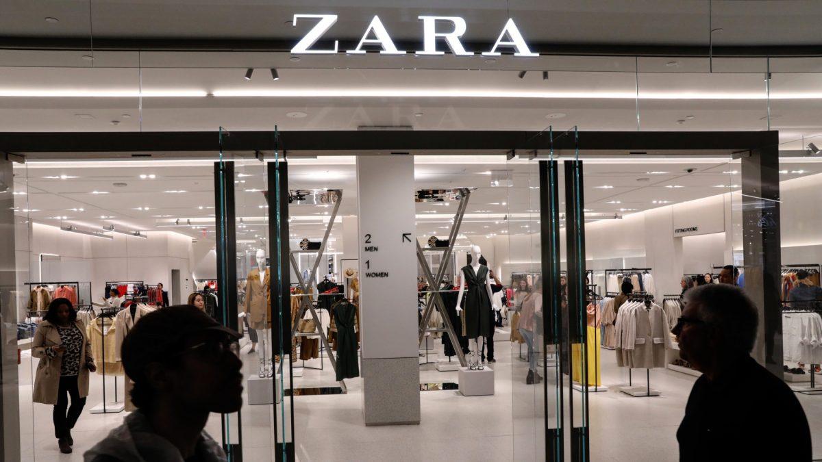 People shop at a Zara store in New York City on March 15, 2019. (Brendan McDermid via Reuters)
