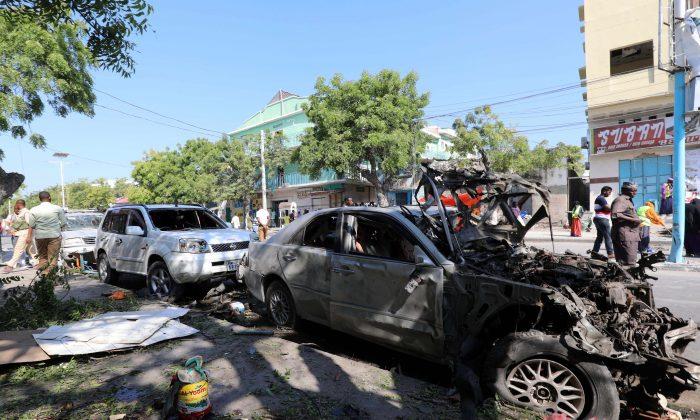 Al Shabaab Car Bomb Outside Somali Hotel Kills at Least 15: Medics