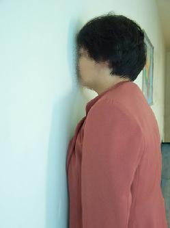 Torture method of facing the wall. (Minghui.org)