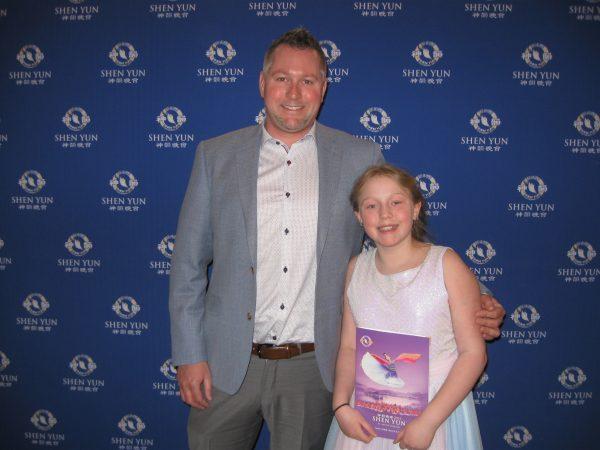 Derek Rosebush and his daughter enjoyed Shen Yun Performing Arts on March 30, 2019 at the Four Seasons Centre for the Performing Arts. (Allen Zhou/The Epoch Times)
