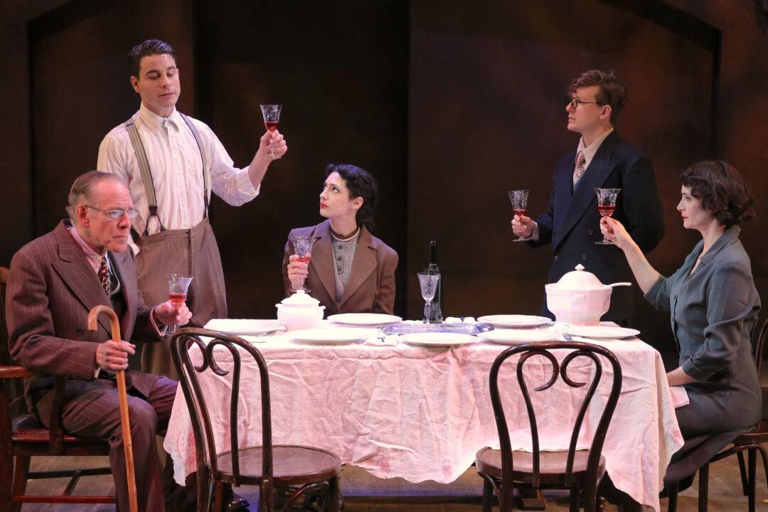 Theater Review: ‘Vilna’