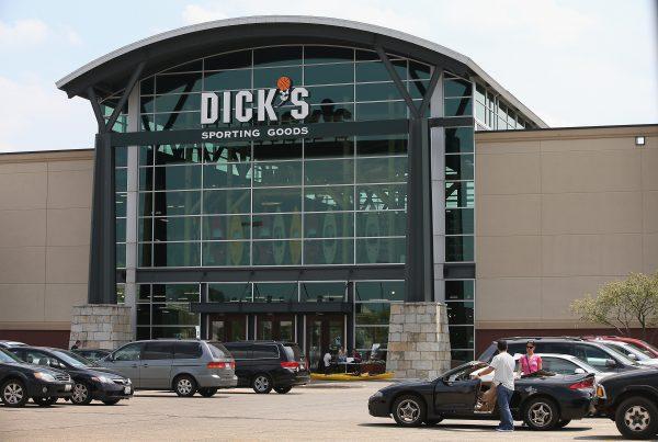 Dick's Sporting Goods store in Niles, Ill., on May 20, 2014. (Scott Olson/Getty Images)