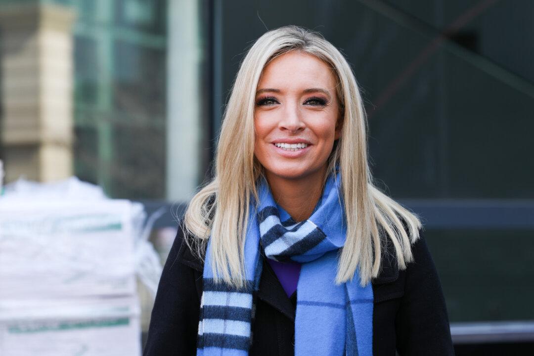 Trump Names Kayleigh McEnany as New Press Secretary