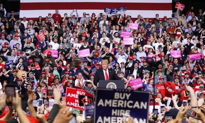 Trump Moves Rally to June 20 as More Than 800,000 Request Tickets