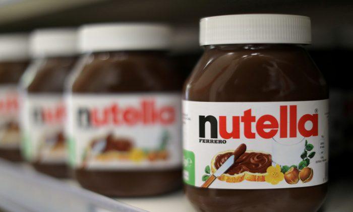 Kellogg Agrees $1.3 Billion Cookie Sale With Nutella-Maker Ferrero