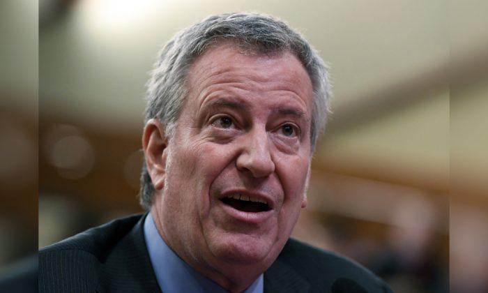 NYC Mayor Bill de Blasio Says Jeffrey Epstein’s Death ‘Way Too Convenient’
