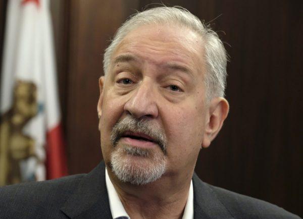 Attorney Mark Geragos talking to the media during a news conference in downtown L.A. (Richard Vogel/Photo via AP)