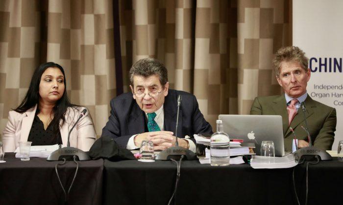 Tribunal panel member Regina Paulose (L), chair to the tribunal Sir Geoffrey Nice QC (C), and panel member Nicholas Vetch on the first day of the April hearings in London on April 6, 2019. (endtransplantabuse.org)