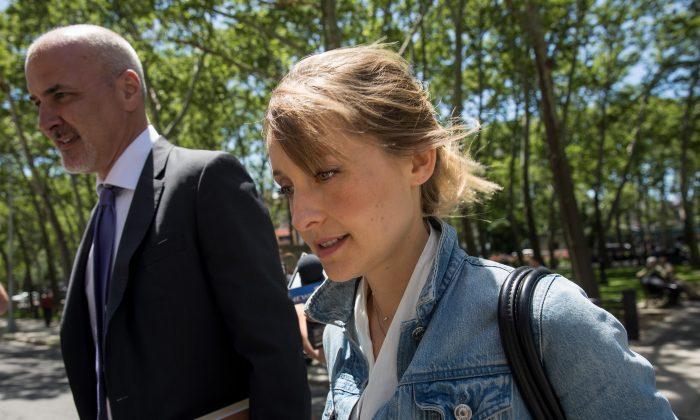 ‘Smallville’ Actress Allison Mack Pleads Guilty in High-Profile NXIVM Case