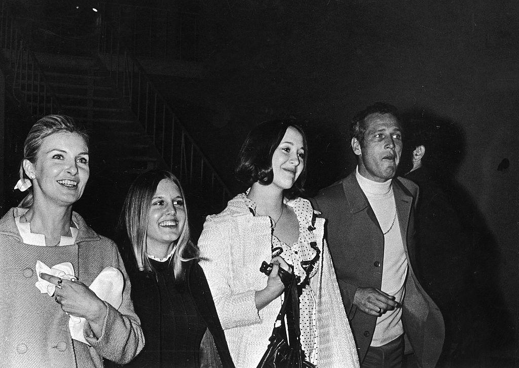 Newman and Woodward escort two of their daughters to the Wilshire-Ebell Theater in LA, 1969 (©Getty Images | <a href="https://www.gettyimages.com/detail/news-photo/married-american-actors-paul-newman-and-joanne-woodward-news-photo/1686473">Yani Begakis</a>)