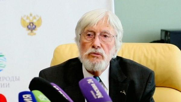 Jean-Michel Cousteau talks to reporters during a press conference. (Still Image from video via Reuters)