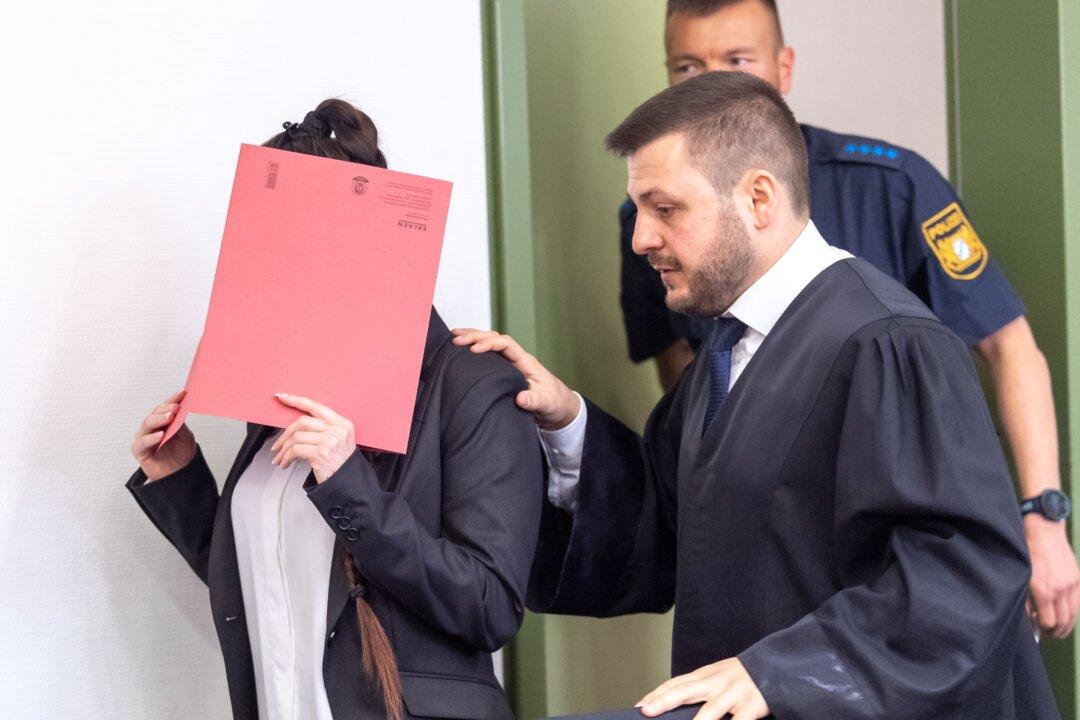 German ISIS Woman Goes on Trial After Letting 5-Year-Old ‘Slave’ Girl Die of Thirst