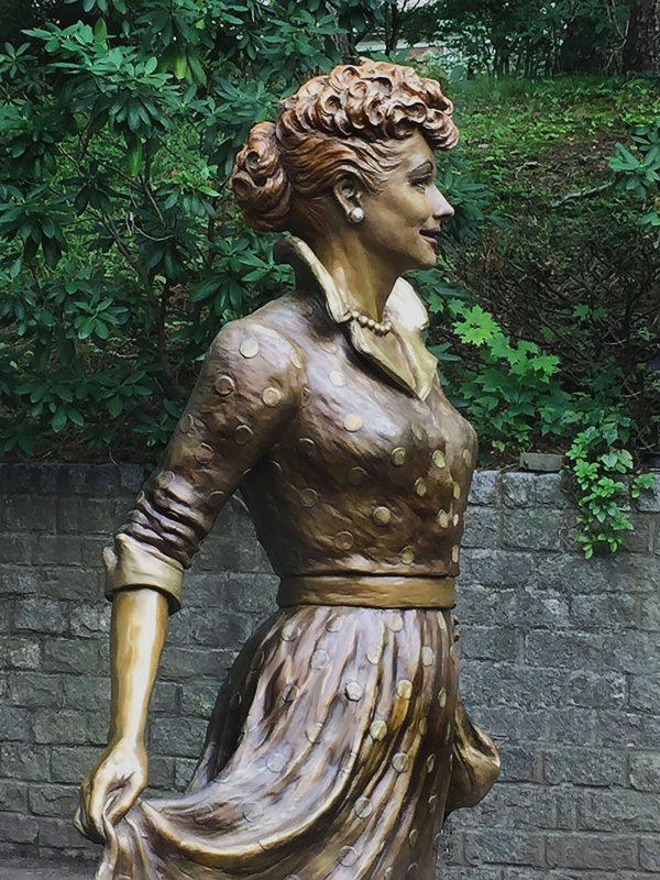 A bronze statue of Lucille Ball by Carolyn D. Palmer at Lucille Ball Park in Celoron, New York. (Courtesy of MZ Studios)