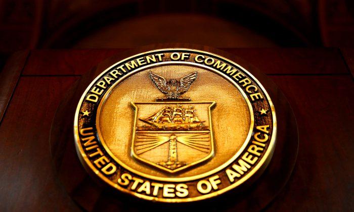 US Commerce Department Says Chips Shortage to Persist, Will Review Some Pricing
