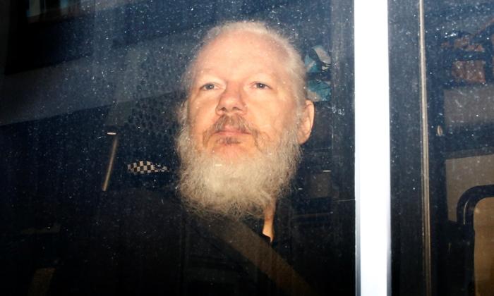 Assange Appears in British Court to Fight US Extradition Bid