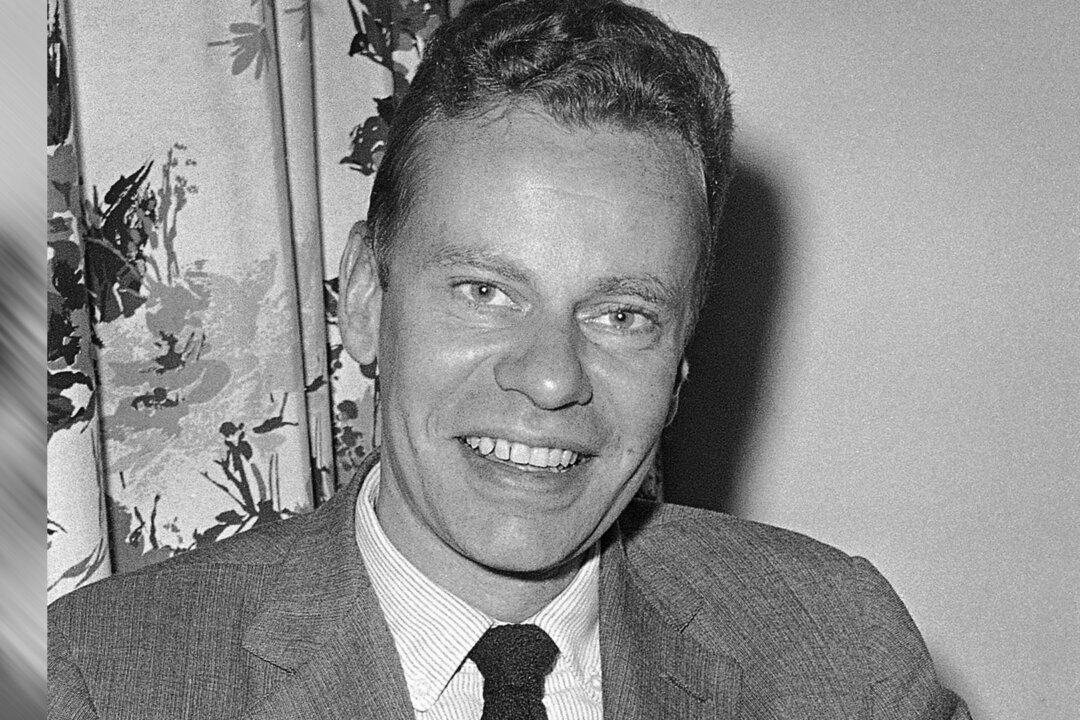 Charles Van Doren, Figure in Game Show Scandals, Dies at 93
