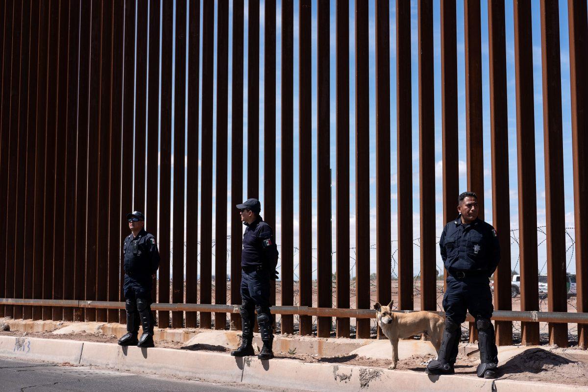 Mexico's federal police stand guard at the U.S.-Mexico border as U.S. President Donald Trump visits Calexico, Calif., on April 5, 2019. (Guillermo Arias/AFP/Getty Images)