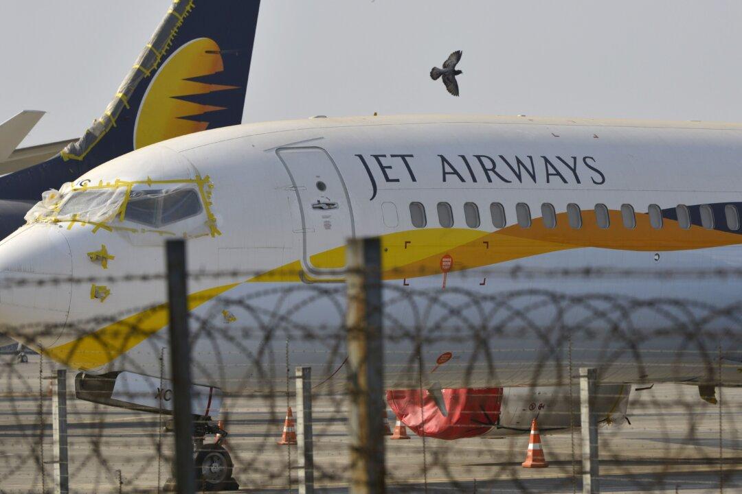 Over 1,000 Jet Airways Pilots Not to Fly from Monday Due to Unpaid Salaries