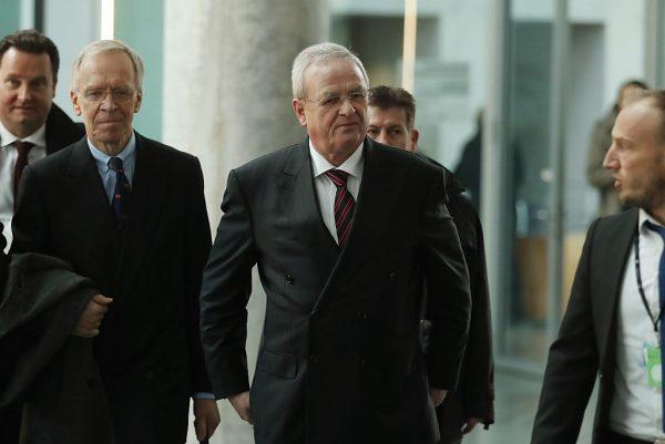 Martin Winterkorn (C), former CEO of German automaker Volkswagen AG, accompanied by his lawyer Kersten von Schenck (L), arrives to testify at the Bundestag commission investigating the Volkswagen diesel emissions scandal in Berlin, Germany on on Jan. 19, 2017. (Sean Gallup/Getty Images)