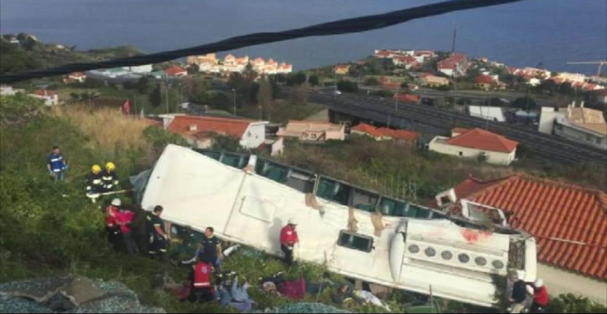 Bus Carrying Germans Crashes, Kills 29 on Portugal’s Madeira