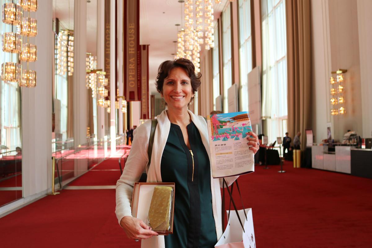 Fitness Boutique Owner Thanks Shen Yun for Showcasing Chinese Culture to World