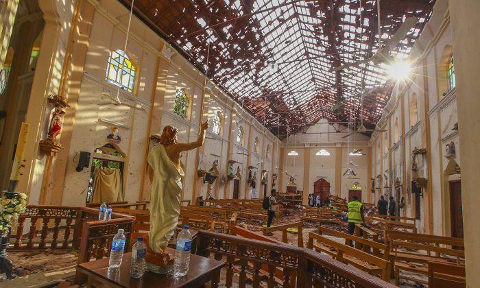 UPDATE: 24 Arrested After Death Toll Soars to 290 in Sri Lanka's Easter Bombings