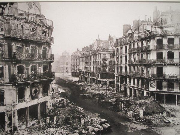 The Rue de Rivoli after the fights and the fires of the Paris Commune. (Public Domain)