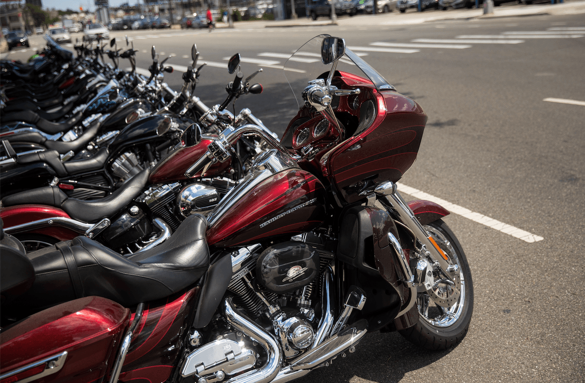Rows of Harley-Davidson motorcycle sit for sale outside of the Harley-Davidson of New York City showroom store in the Queens borough of New York City, on June 25, 2018. (Drew Angerer/Getty Images)