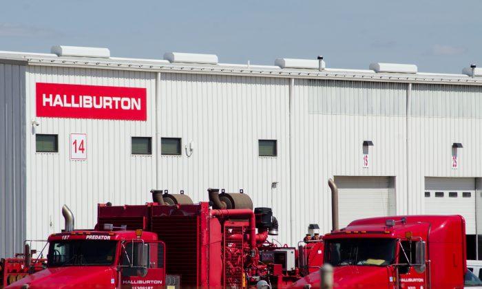Halliburton Sees Signs of Price Recovery, Shares Dip