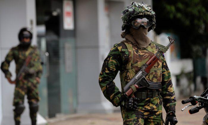 Sri Lanka Police Hunt 140 After Easter Bombings as Shooting Erupts in East