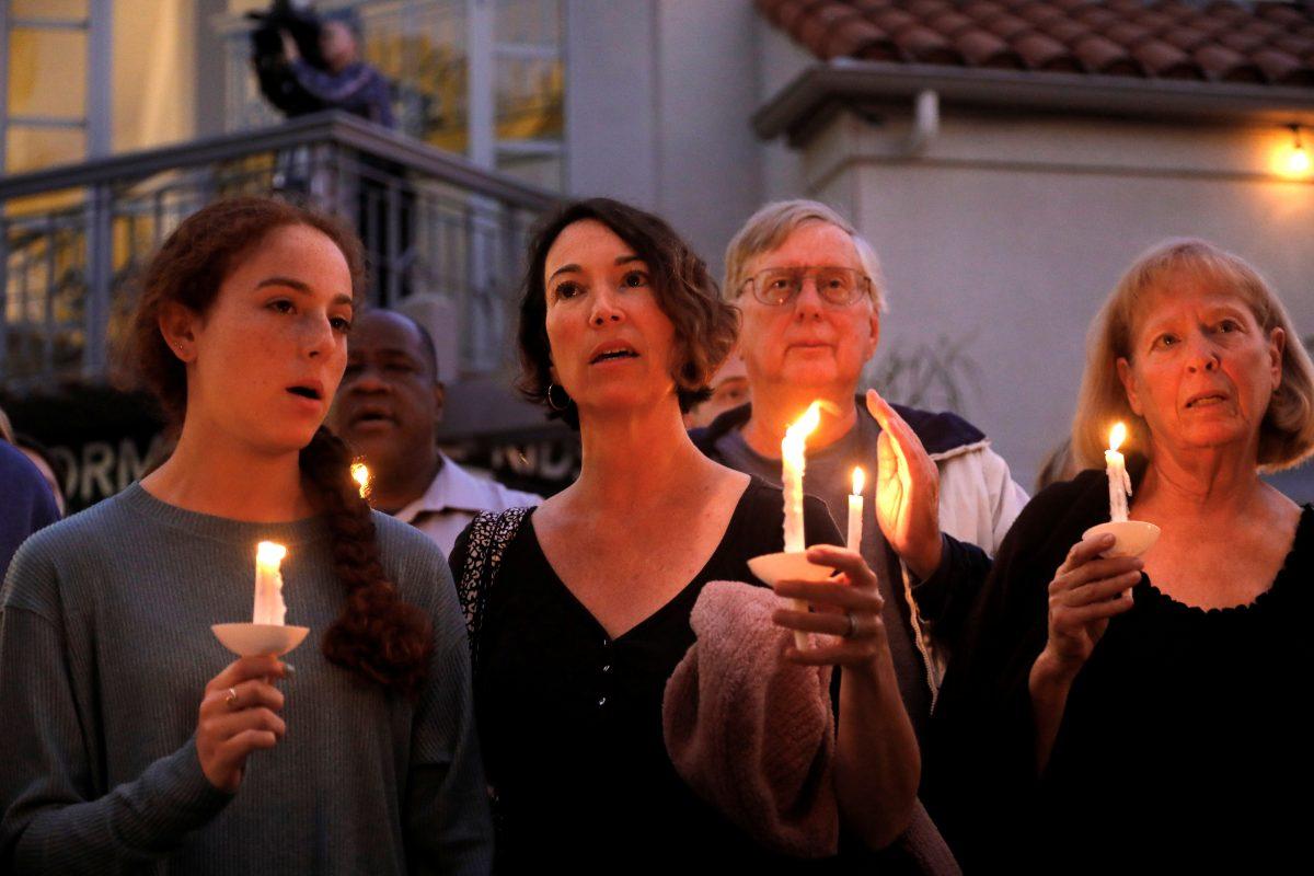 A candlelight vigil at a church in Poway, California honoring victims of the Congregation Chabad synagogue shooting on April 27, 2019. (John Gastaldo/Reuters)