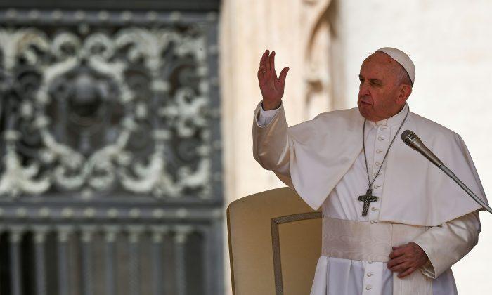 Pope Francis Sends $500,000 in Funds to Assist Migrants at Mexico–US Border Amid Surge