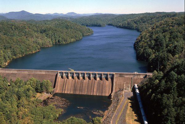 The TVA's Appalachia Dam in Cherokee County, North Carolina. (Public domain)