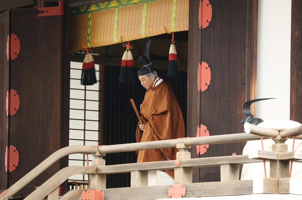 Japanese ruler Akihito leaves after a ritual to announce his abdication to the throne, at the Imperial Palace in Tokyo, Tuesday, April 30, 2019. (Japan Pool via The Associated Press)