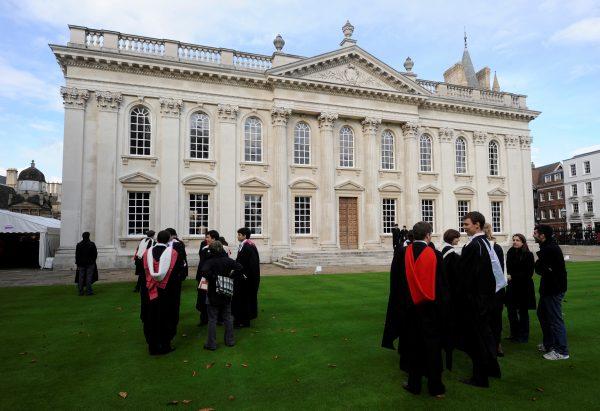 Graduates gather at Cambridge University, England, on Oct. 23, 2010. (Paul Hackett/File Photo/Reuters)