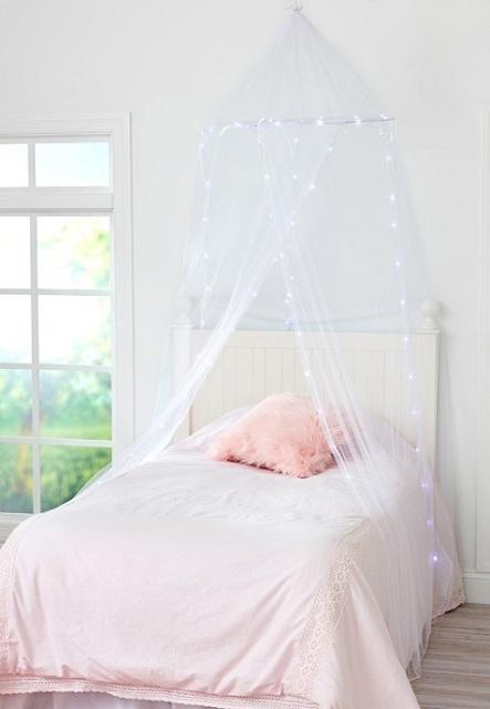 The Justice light-up canopy bed in white is subject to an April 30, 2019, recall by Health Canada and the U.S. Consumer Protection Agency. (Health Canada)