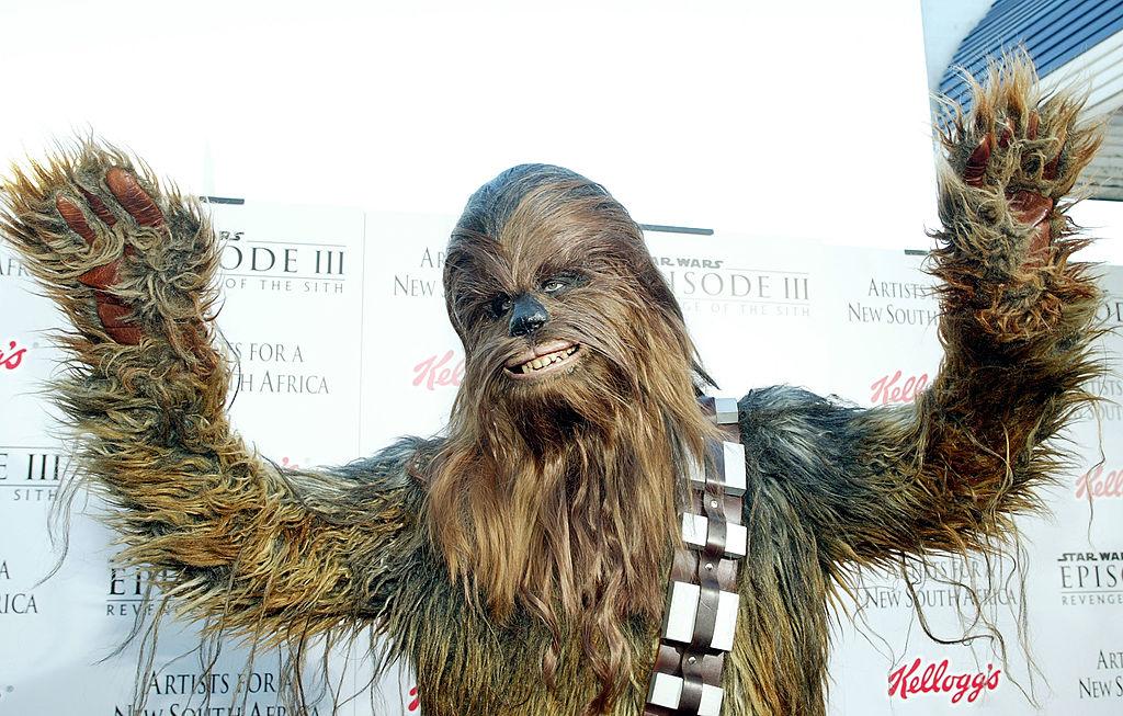 ©Getty Images | <a href="https://www.gettyimages.com/detail/news-photo/chewbacca-arrives-at-the-star-wars-episode-iii-revenge-of-news-photo/52816022">Frederick M. Brown</a>
