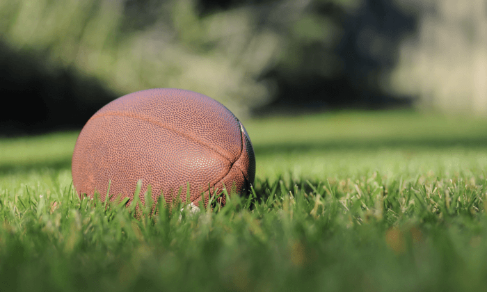 Pro-Secular Group Demands High School Football Team Stop Pre, Postgame Prayers