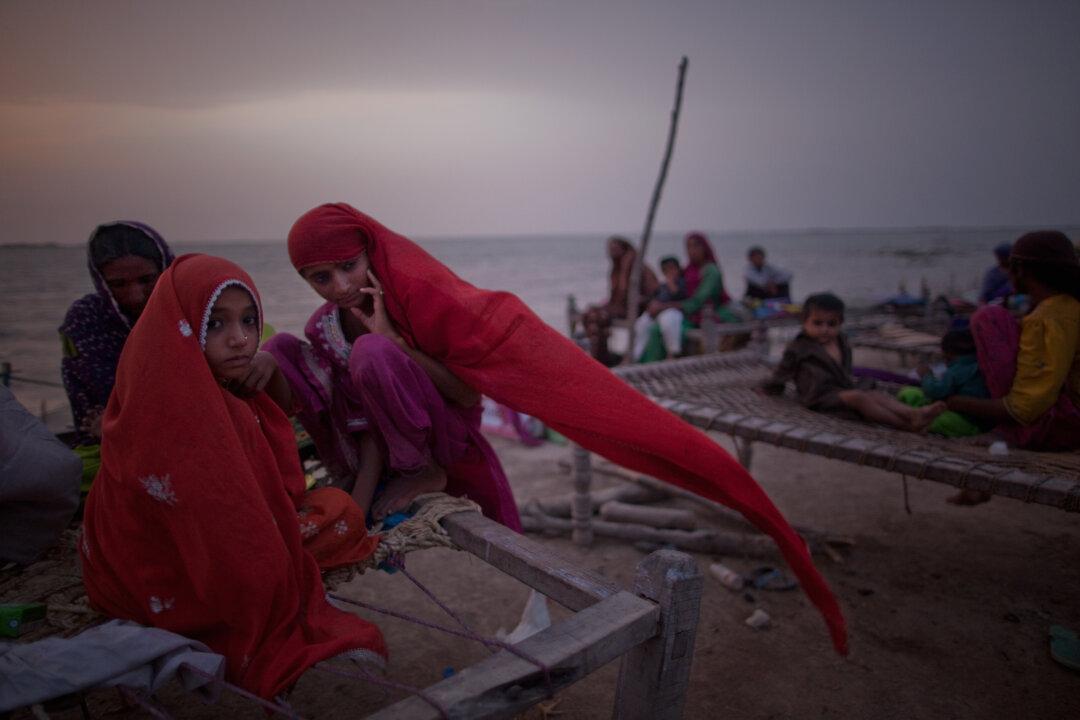 Pakistan Busts Prostitution Ring That Sent Young Women to China