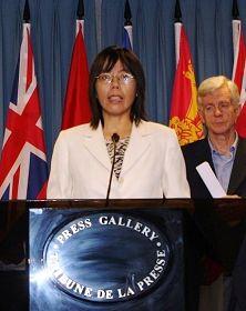 Falun Dafa Association of Canada representative Grace Wollensak gives a speech at a press conference in Ottawa in 2010. (The Epoch Times)