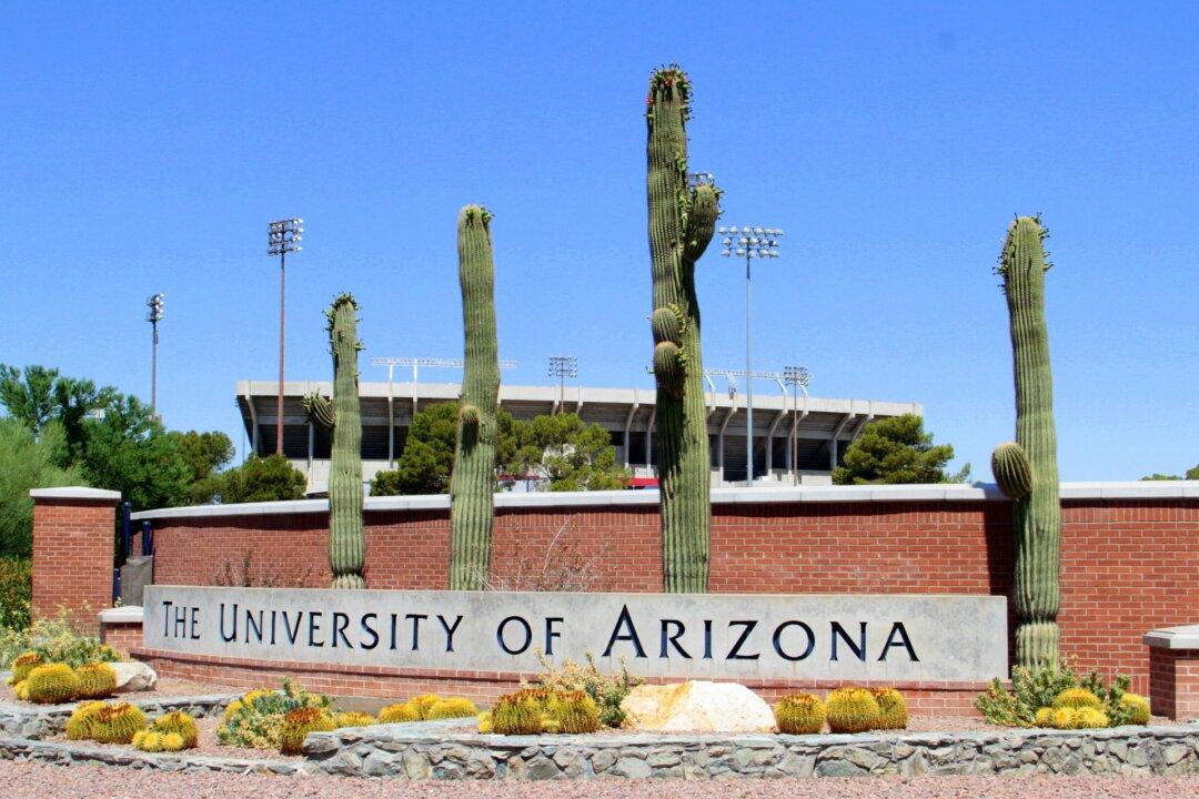 Newport Beach Woman Shot at Arizona House Party