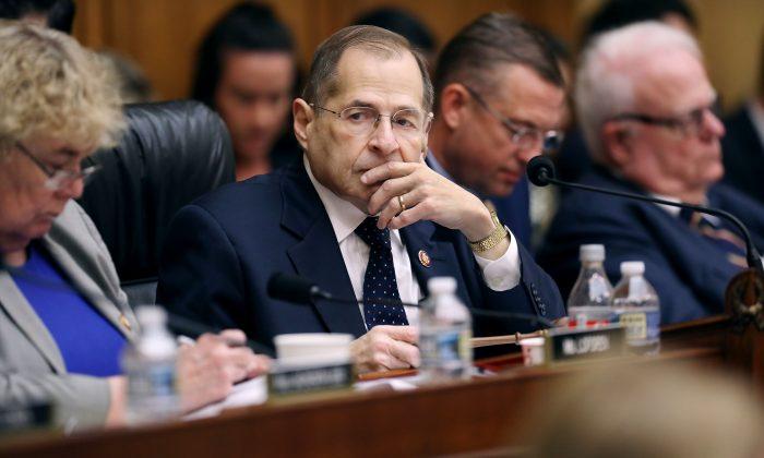 House Committee Votes To Hold Barr in Contempt While Trump Invokes Executive Privilege
