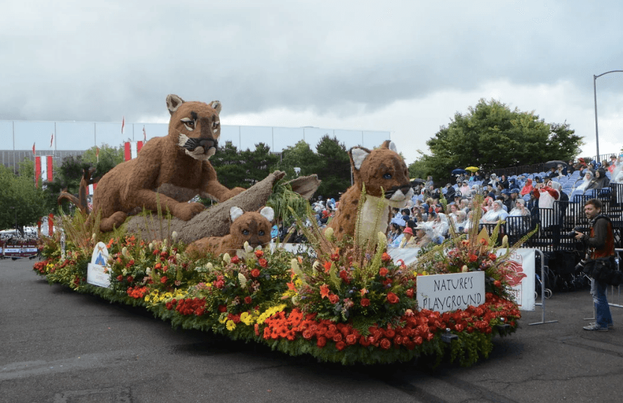 A float at Portland Rose Festival. (Courtesy the Portland Rose Festival Foundation)
