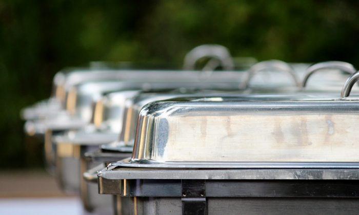 Bride Outraged After Guest Swipes 10 Tupperware Containers of Food From Wedding