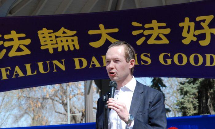 Falun Dafa Day: ‘Truthfulness, Compassion, Forbearance Will Always Prevail,’ Says MP