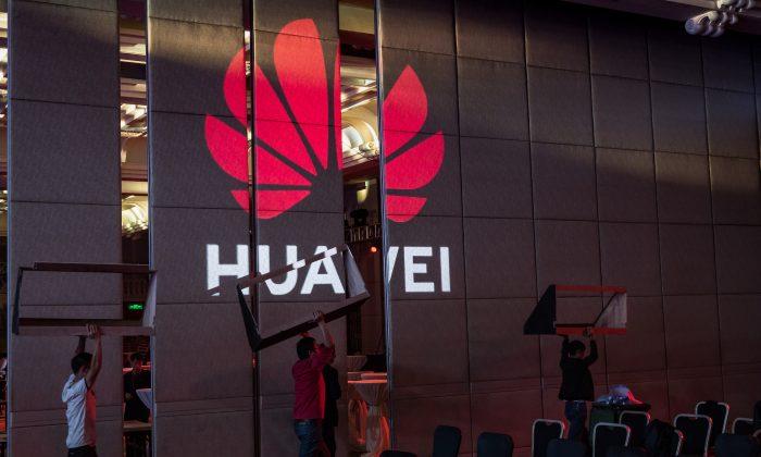 Trump Signs Order to Protect US Telecom Networks, Paving Way for Huawei Ban
