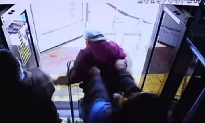 Las Vegas Police Release Video of Elderly Man Pushed Off Bus To His Death